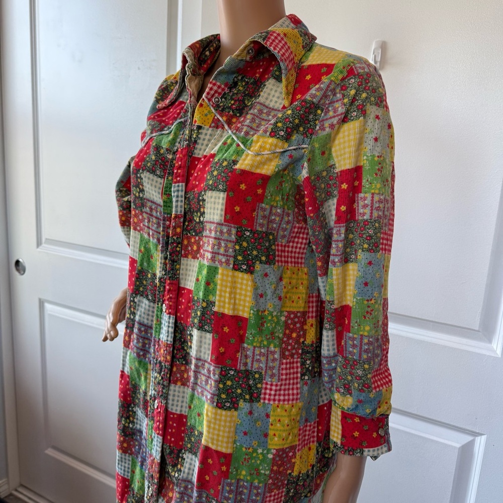 VINTAGE 60s 70s Colorful Patchwork Corduroy Snap Front Housecoat Robe M L hippie - Picture 13 of 14